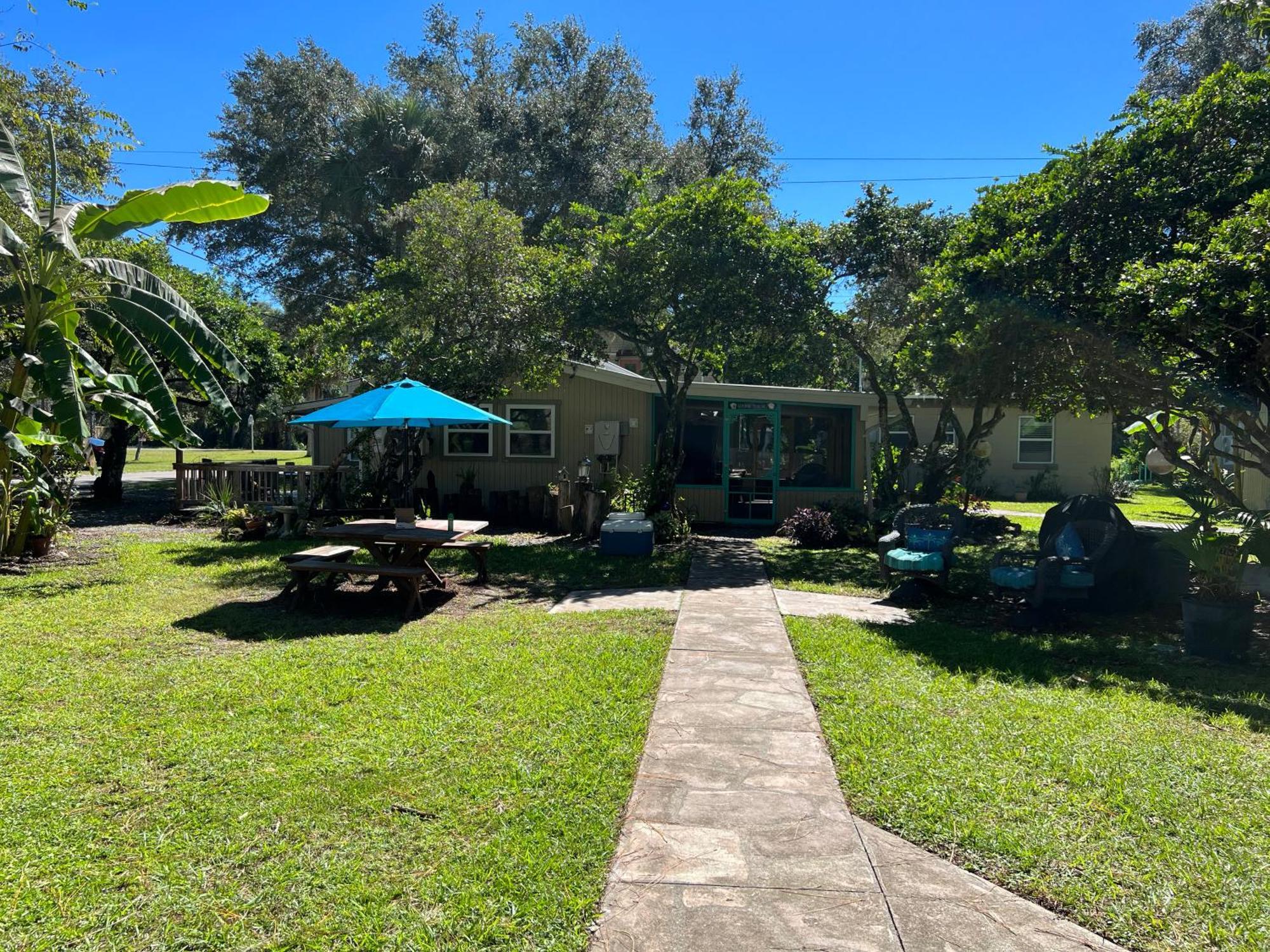 Nature Coast Inn & Cottages Inglis 외부 사진