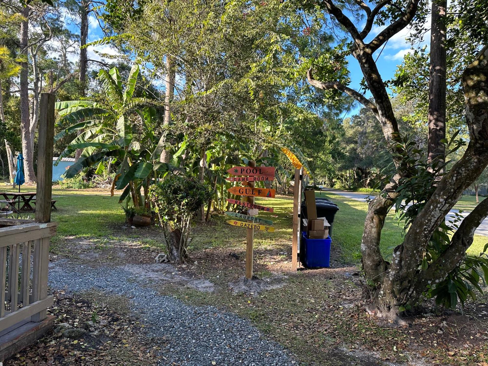 Nature Coast Inn & Cottages Inglis 외부 사진